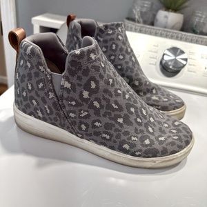 COPY - Grey leopard Ryka high top sneakers